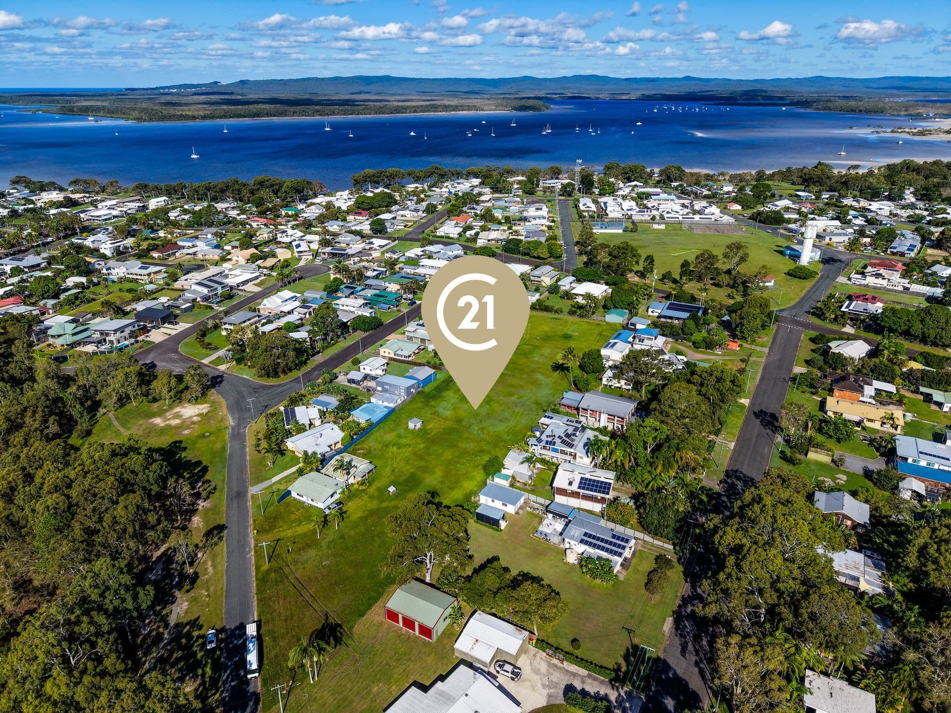 24-26 Oyster Parade, Tin Can Bay, QLD, 4580, Tin Can Bay - Thumbnail 8