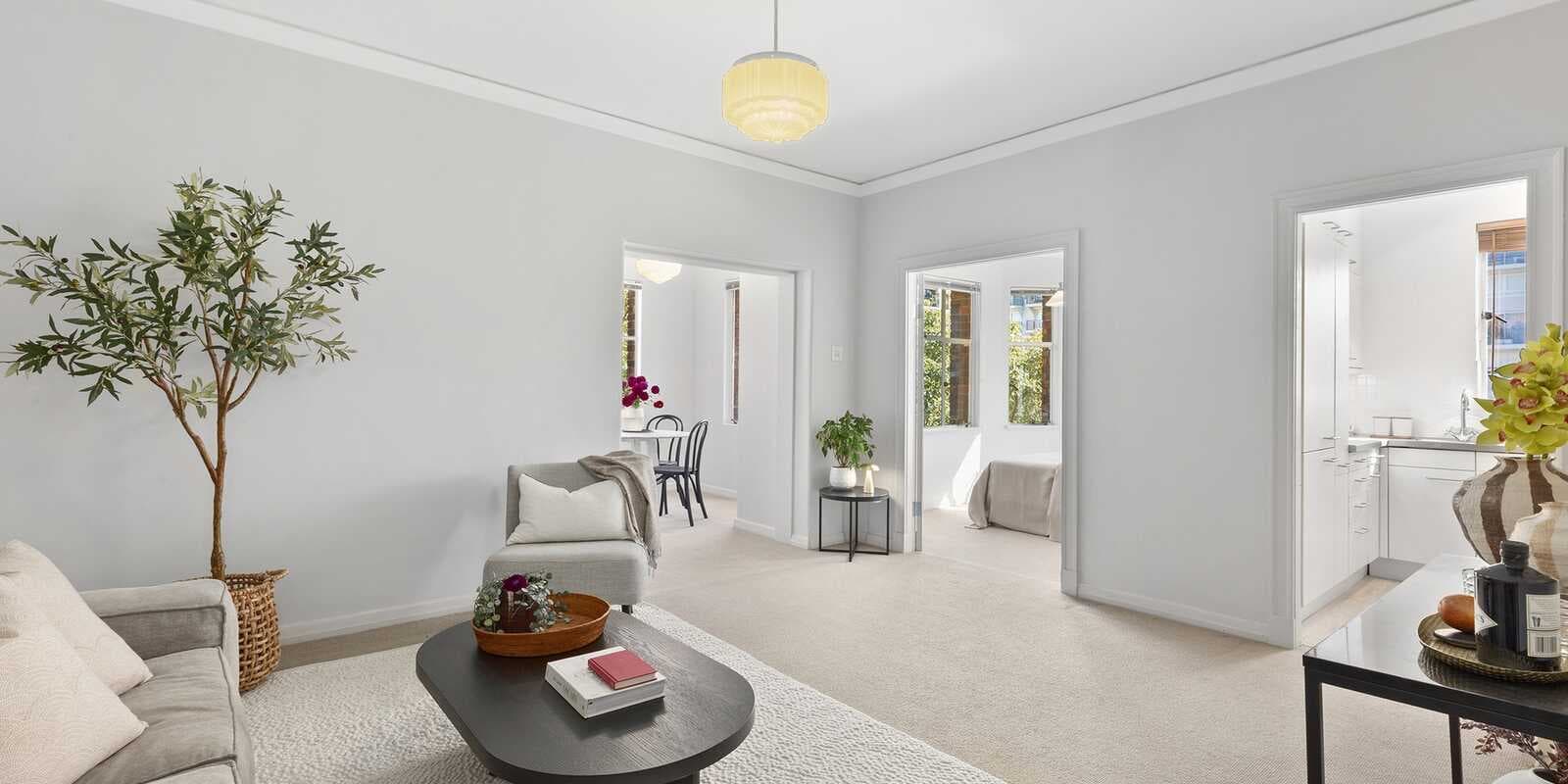 63/8 Birtley Place Elizabeth Bay, Bay - Thumbnail 2