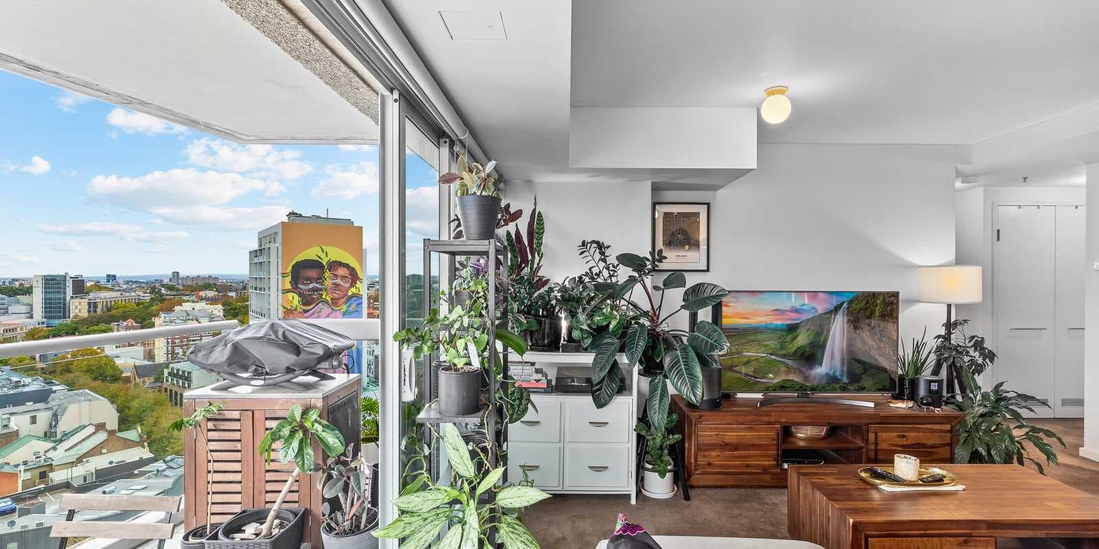 21e/82-94 Darlinghurst Road Potts Point, Point - Image 1