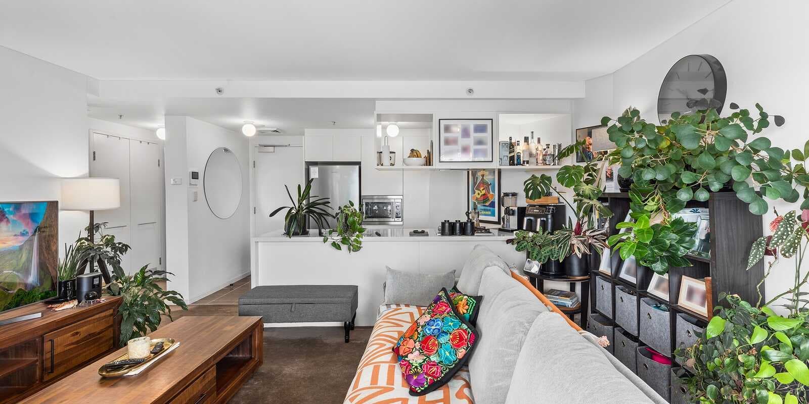 21e/82-94 Darlinghurst Road Potts Point, Point - Thumbnail 4