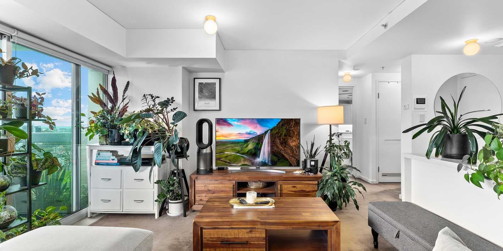 21e/82-94 Darlinghurst Road Potts Point, Point - Thumbnail 5