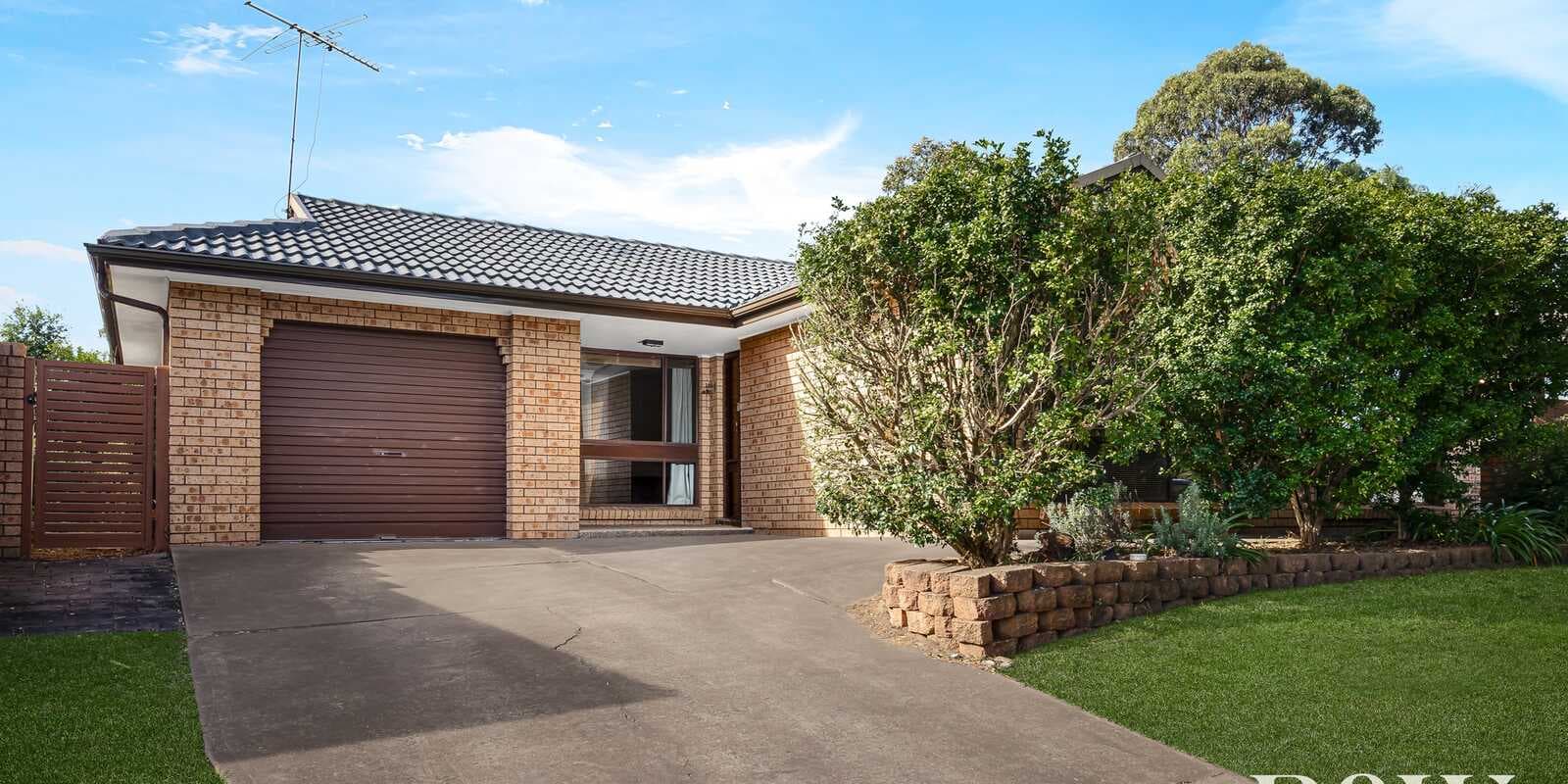 14 Hascombe Way St Clair, Clair - Image 1