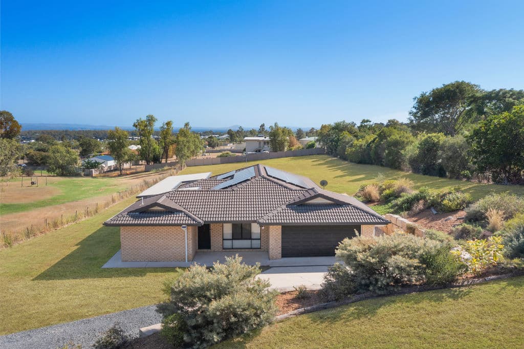 25 Donaldson Road, Plainland - Image 1