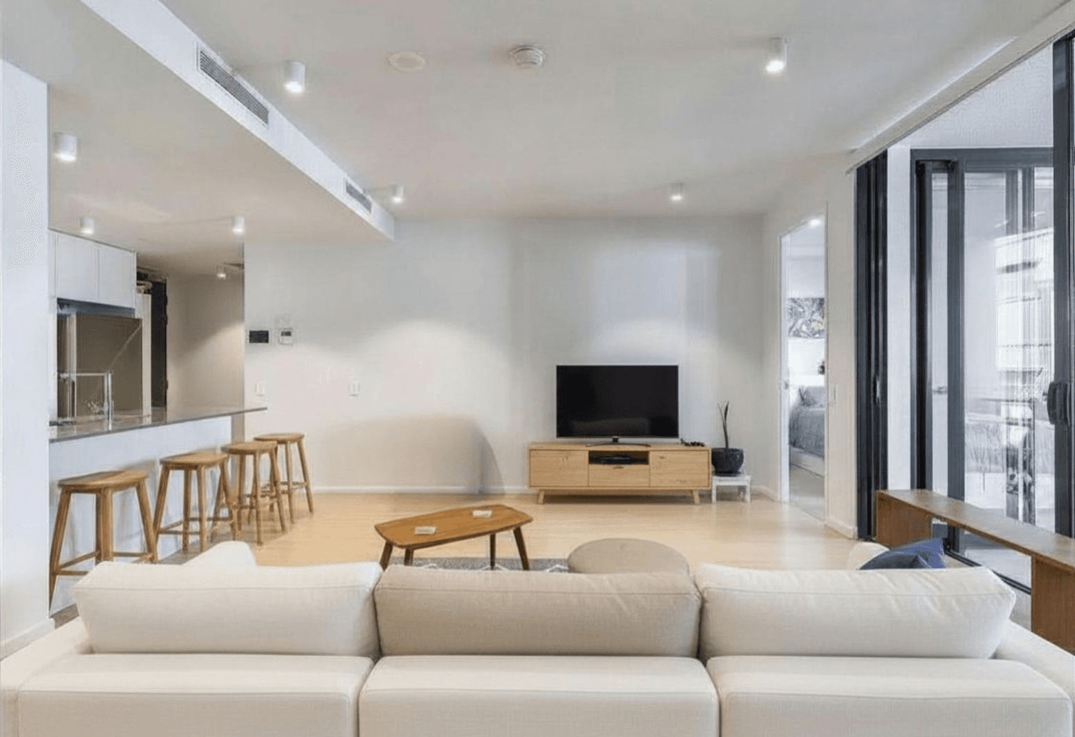 17-21 Duncan Street, West End - Thumbnail 2