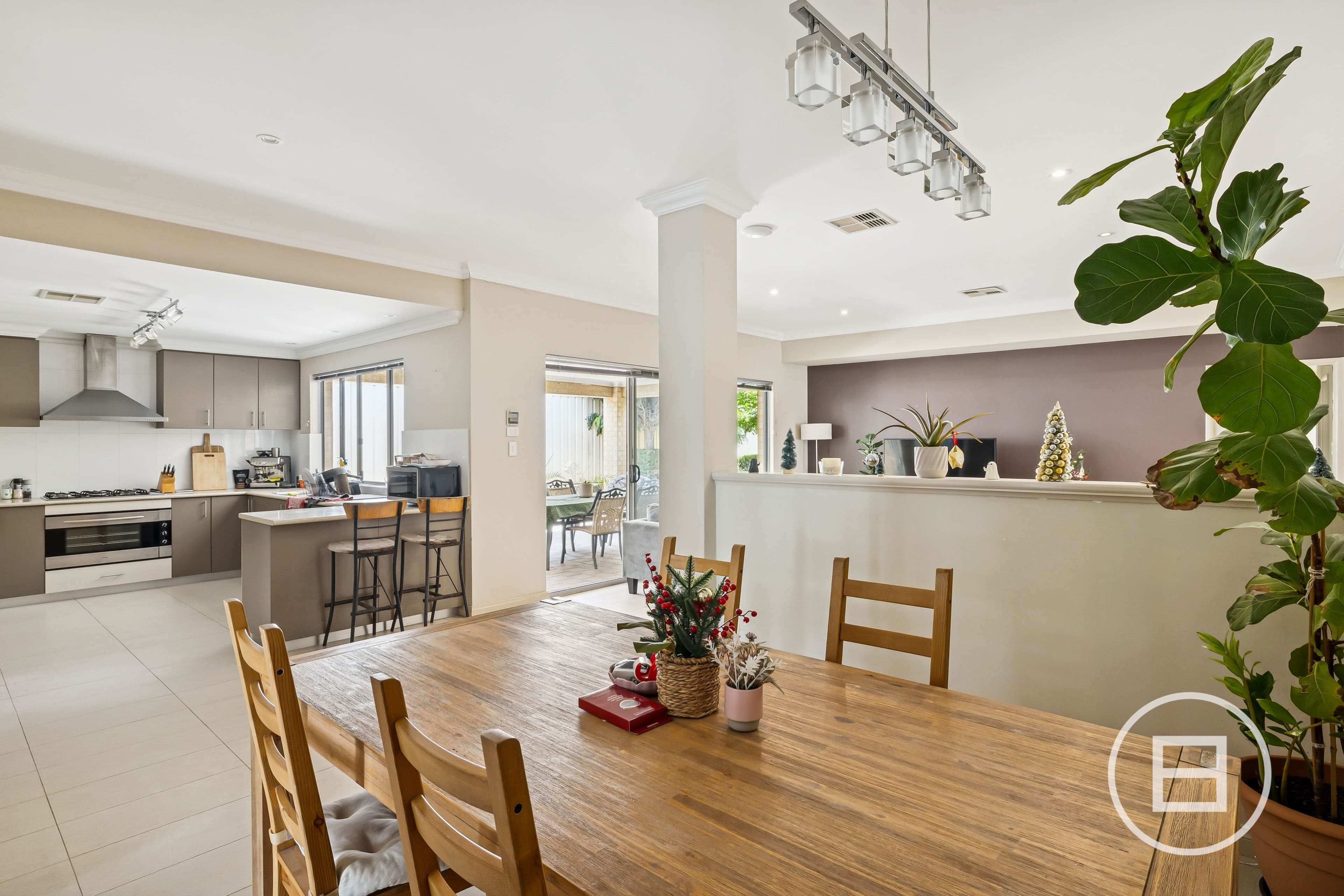 354 Kingsway, LANDSDALE, WA, Landsdale - Thumbnail 3