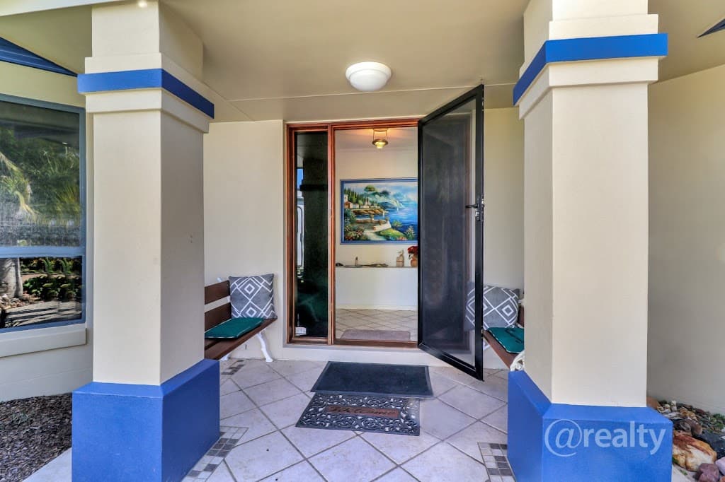 7 Stingray Harbour Court, Pelican Waters, QLD, 4551, Pelican Waters - Thumbnail 2