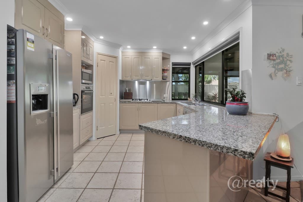 7 Stingray Harbour Court, Pelican Waters, QLD, 4551, Pelican Waters - Thumbnail 4