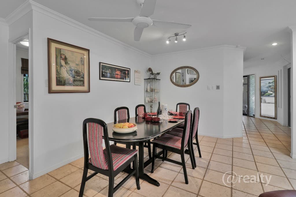 7 Stingray Harbour Court, Pelican Waters, QLD, 4551, Pelican Waters - Thumbnail 5