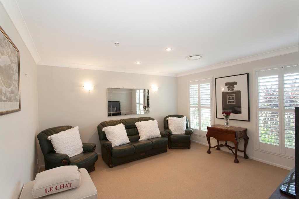 11 Highcrest Circuit, Molendinar, QLD, 4214, Molendinar - Thumbnail 4