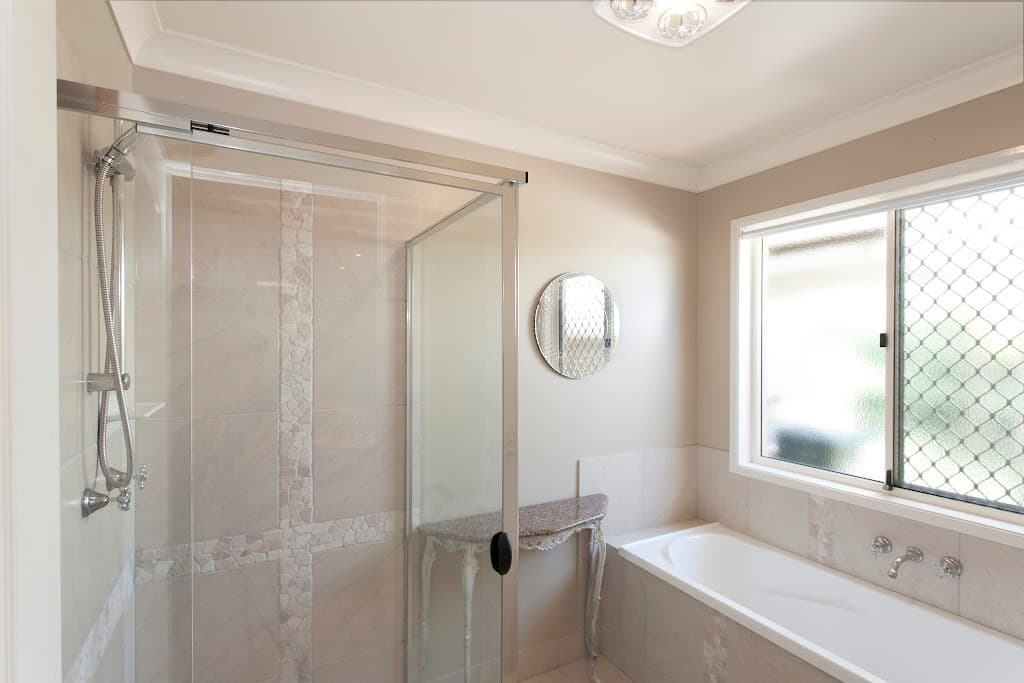 11 Highcrest Circuit, Molendinar, QLD, 4214, Molendinar - Thumbnail 8