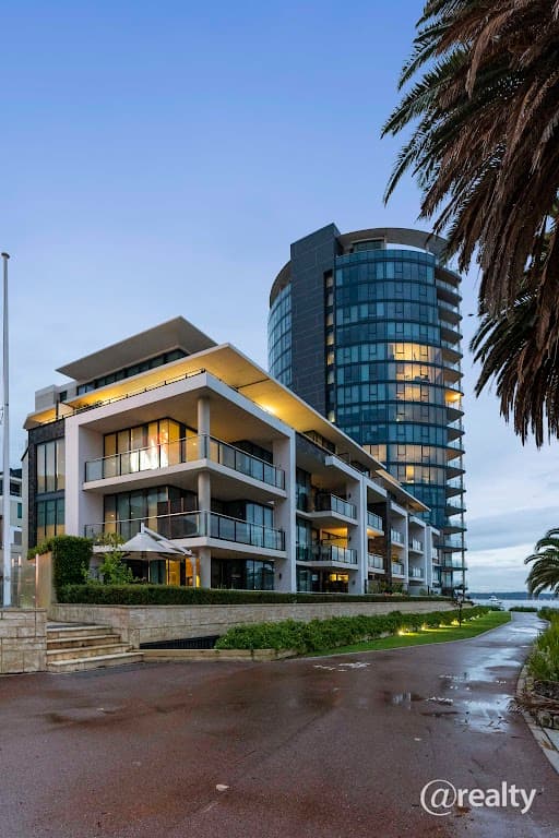 E402/70-72 Canning Beach Road, Applecross - Thumbnail 3