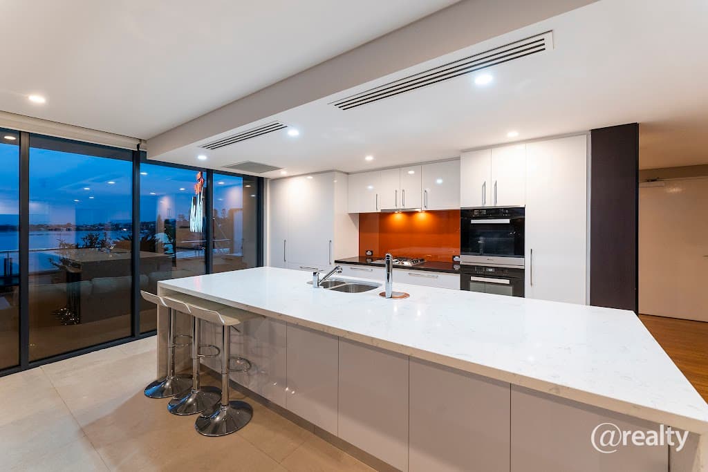 E402/70-72 Canning Beach Road, Applecross - Thumbnail 5