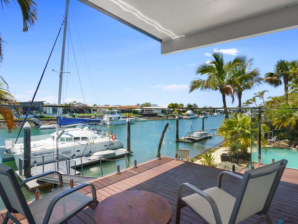 10 Bowsprit Parade, RABY BAY, QLD, 4163, Raby Bay - Image 1