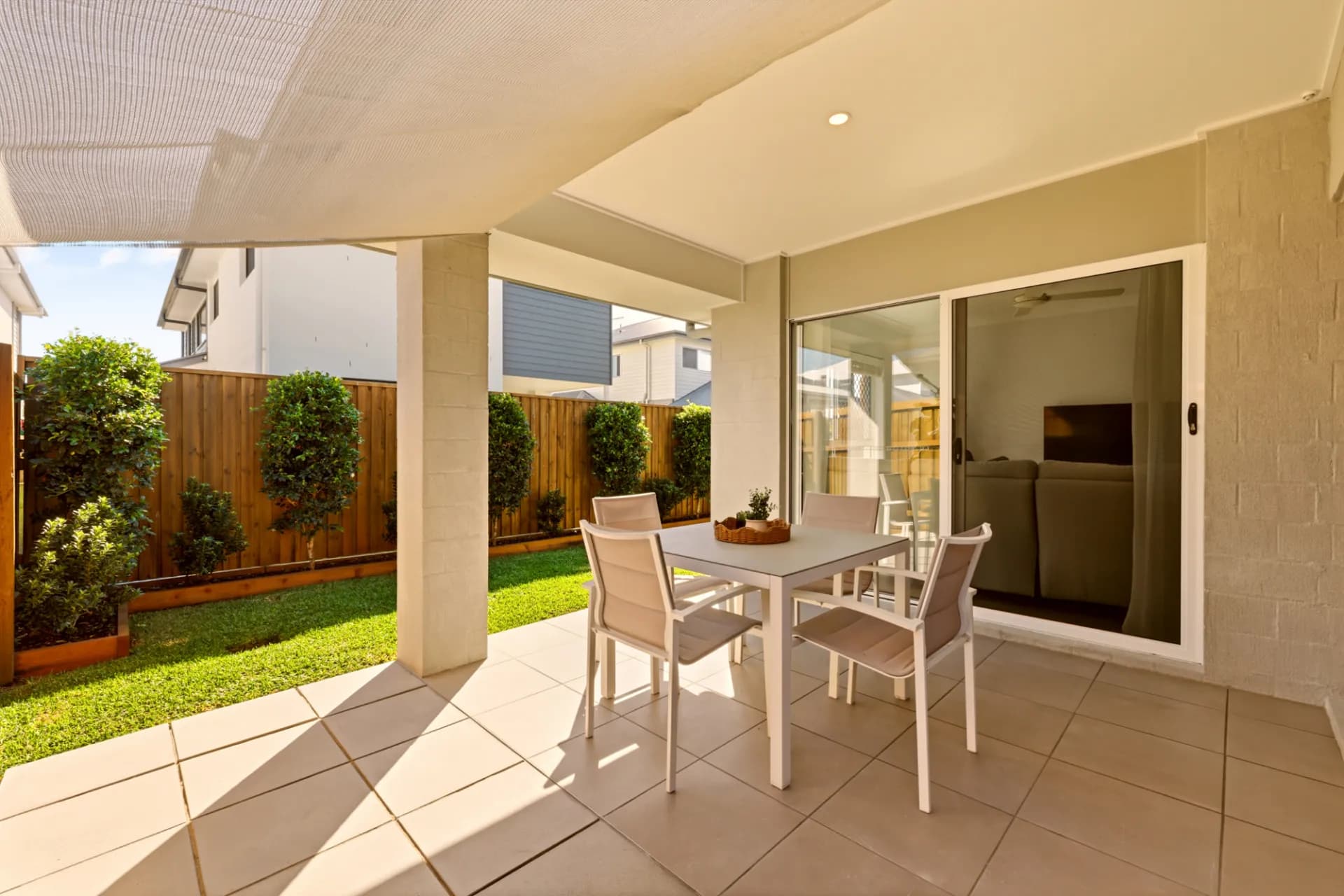 48 Lighthouse Esplanade, Newport, QLD, Newport - Thumbnail 4