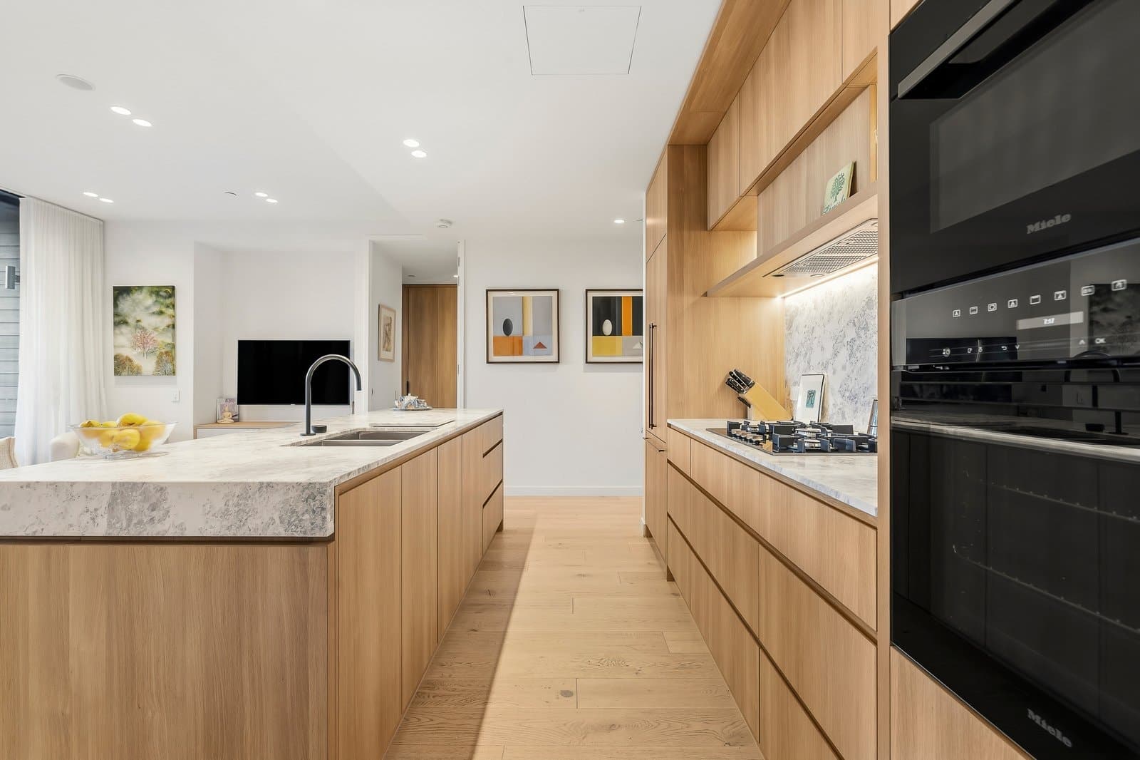 103/1B Deakin Street South, Hampton - Thumbnail 7