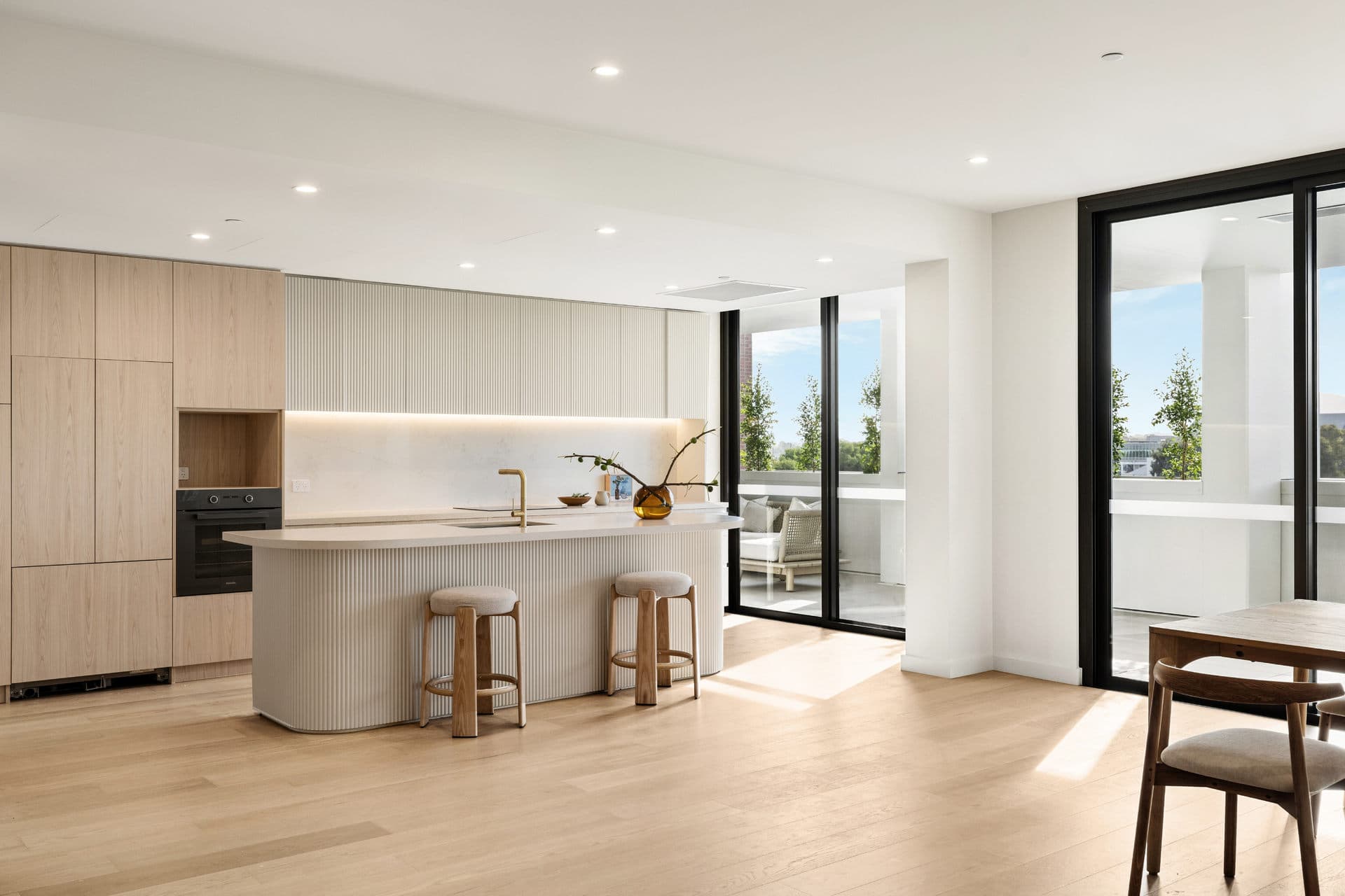 504/82 Osmond Terrace, Norwood - Thumbnail 3