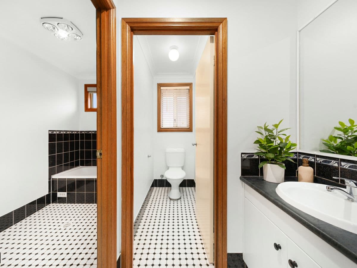 6 Olive Lee Street, QUAKERS HILL, Quakers Hill - Thumbnail 6