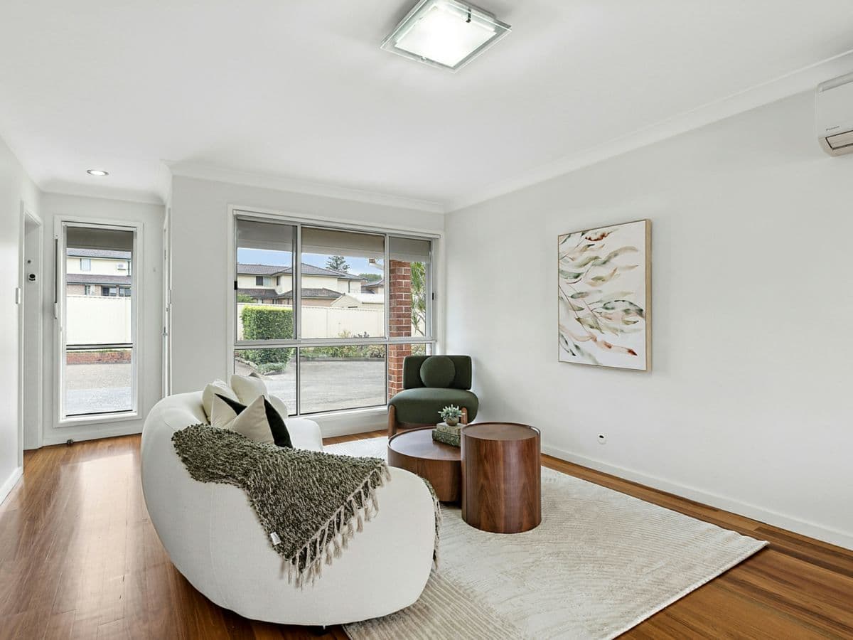 6/13 Doyle Road, REVESBY, Revesby - Thumbnail 2