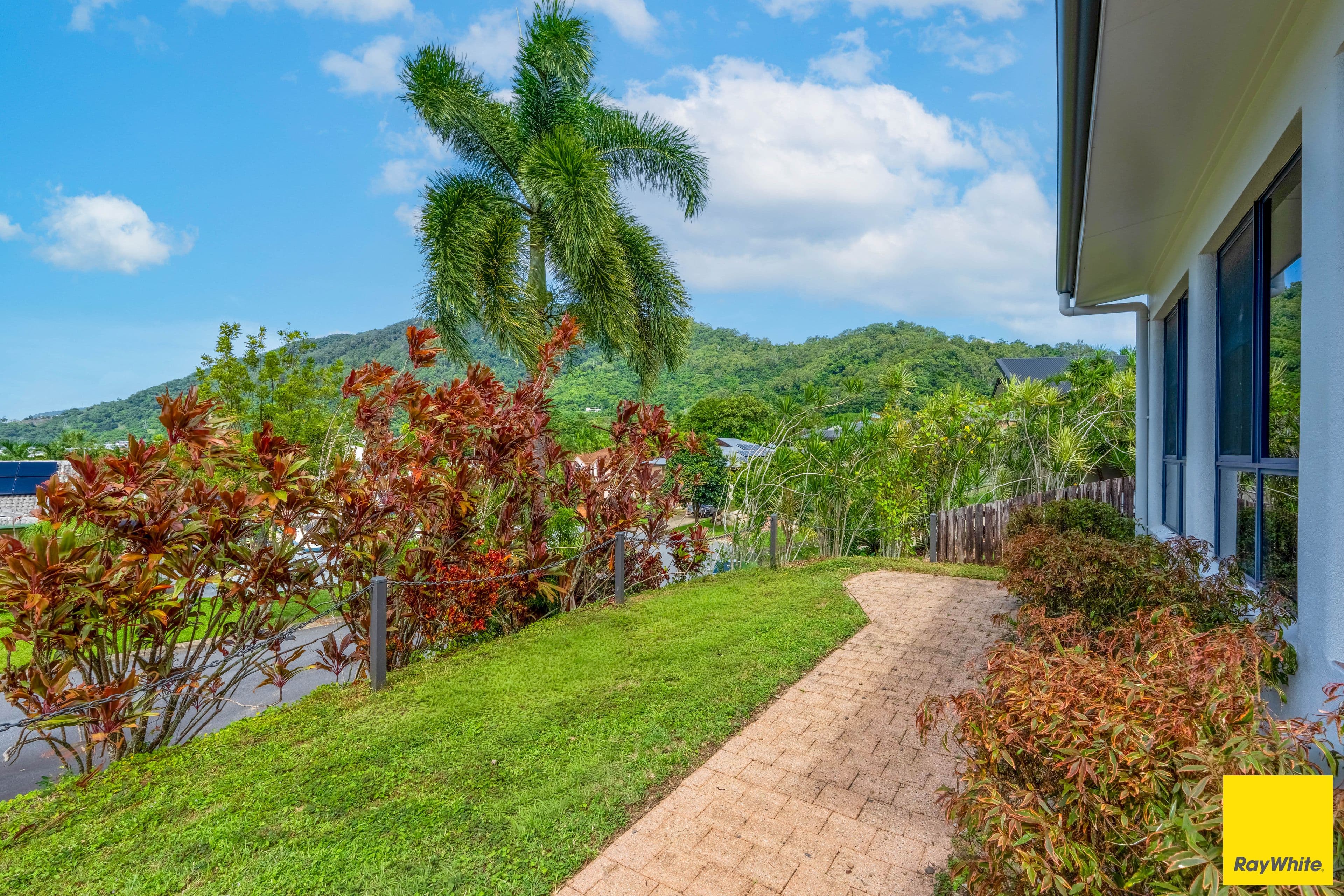 17 Barossa Close, Brinsmead QLD 4870, Brinsmead - Thumbnail 3