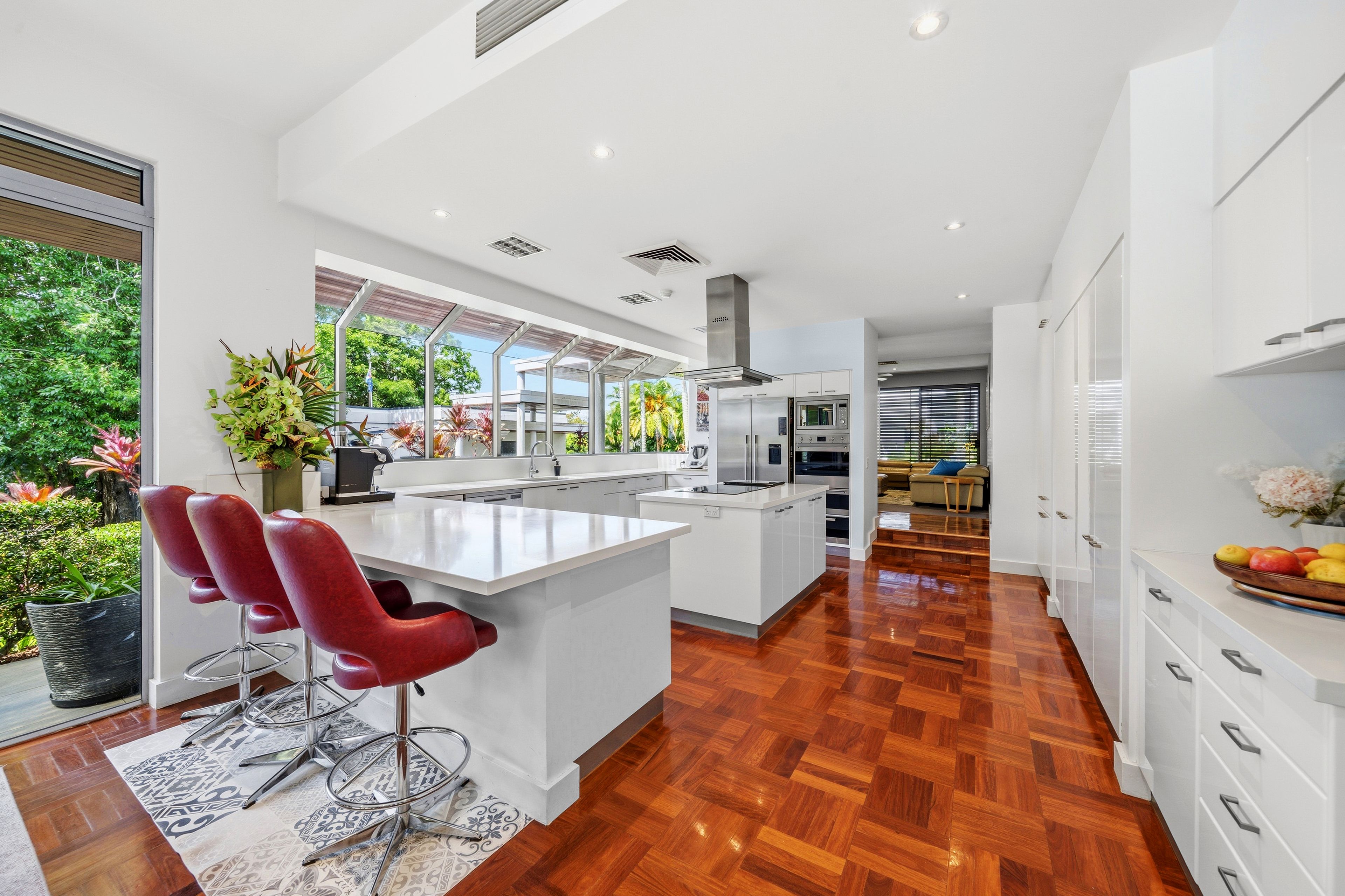 5950 Bracken Lane, Sanctuary Cove QLD 4212, Sanctuary Cove - Thumbnail 8