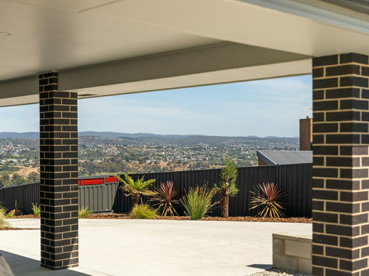 24 Audrey Avenue, ST LEONARDS, St Leonards - Thumbnail 3
