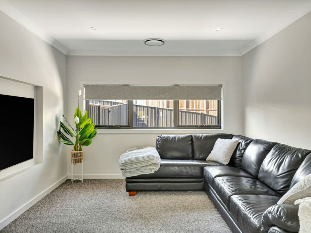 24 Audrey Avenue, ST LEONARDS, St Leonards - Thumbnail 5