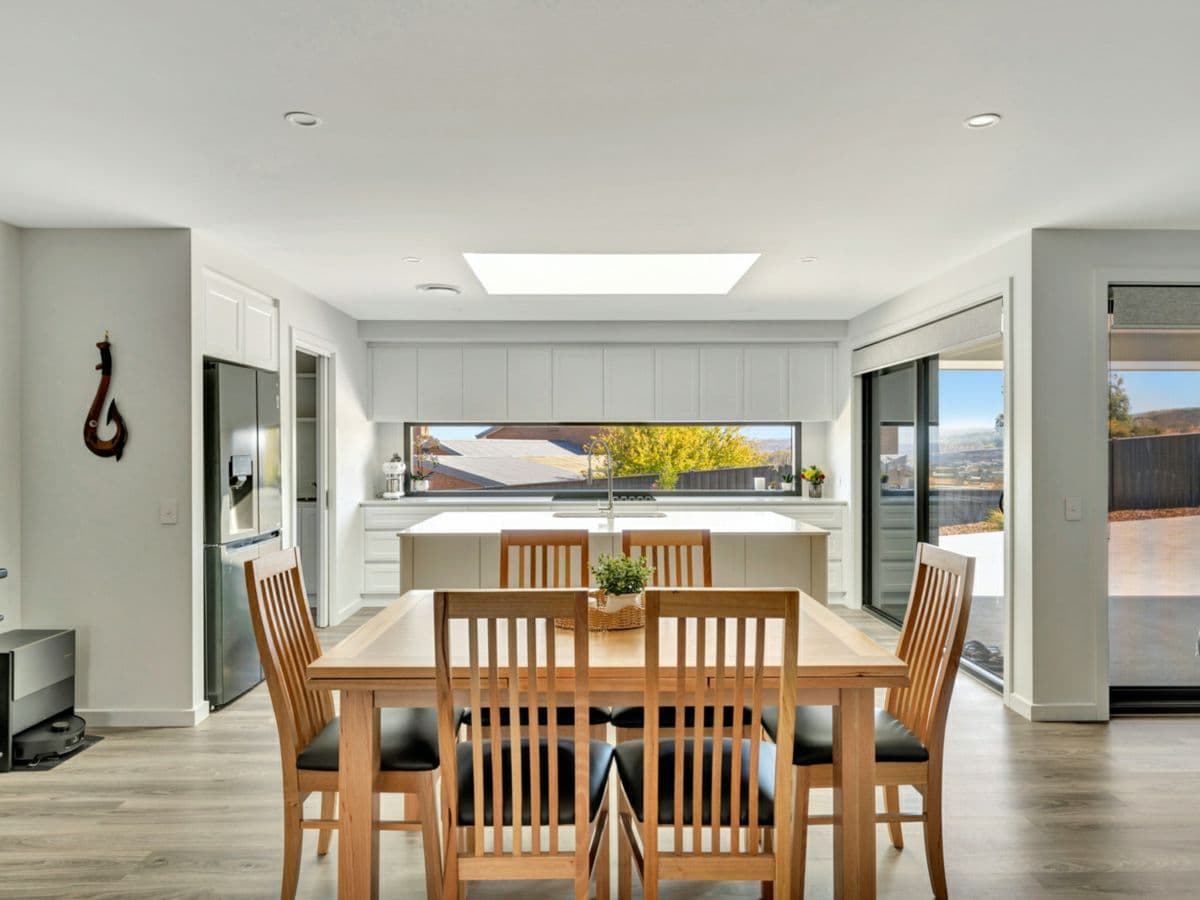 24 Audrey Avenue, ST LEONARDS, St Leonards - Thumbnail 7