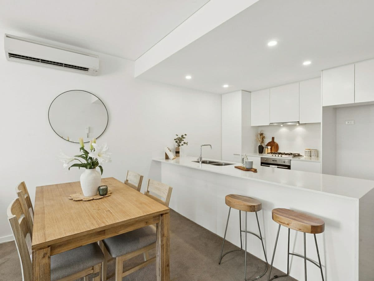 3012/55 Wilson Street, BOTANY, Botany - Thumbnail 2