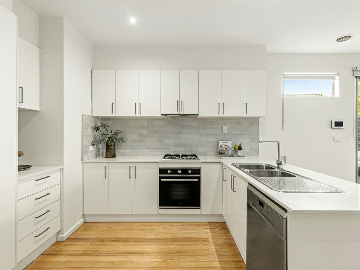 15 Alsace Street, BRUNSWICK EAST, Brunswick East - Thumbnail 2