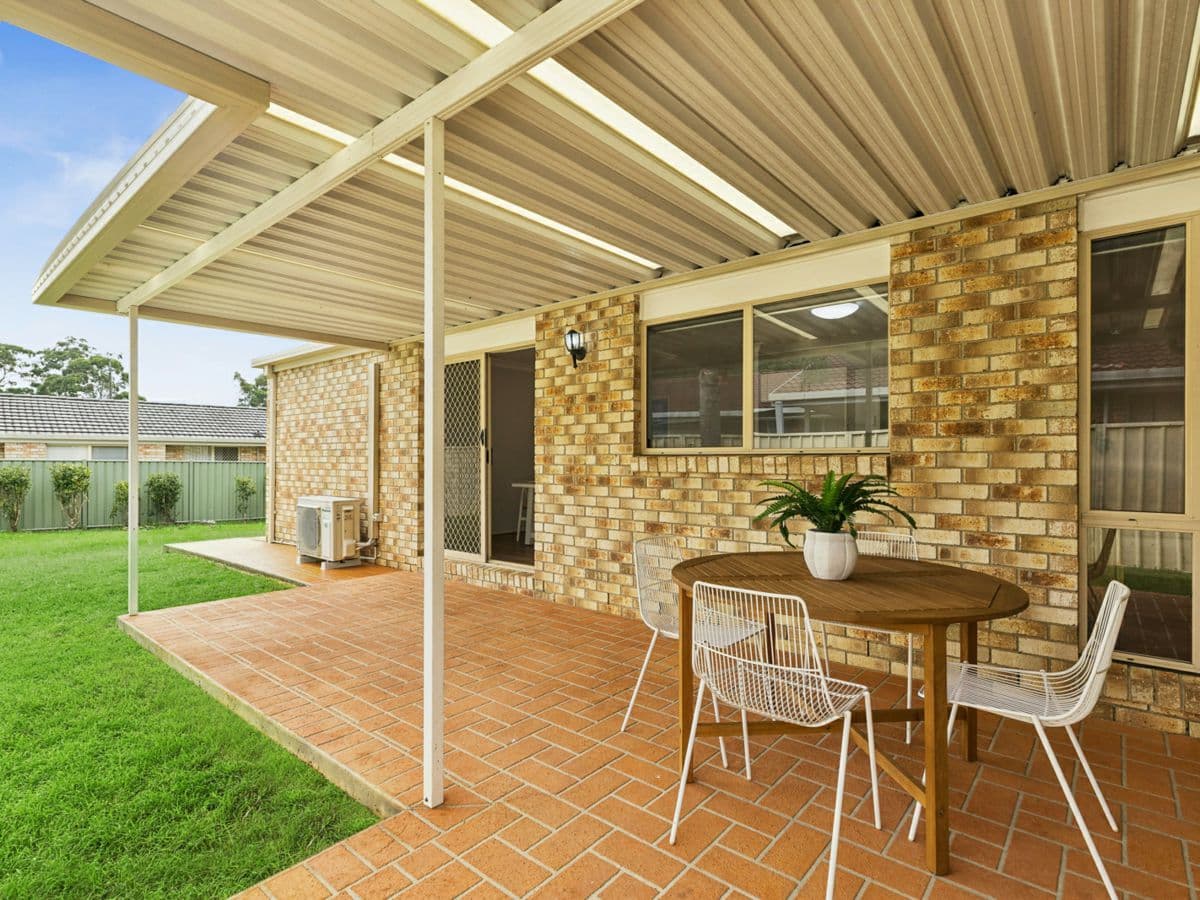33 Manooka Road, POINT CLARE, Point Clare - Thumbnail 6