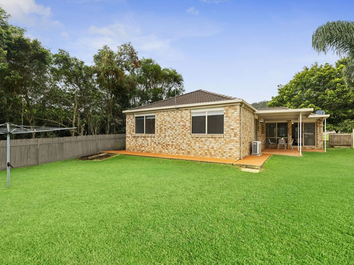 33 Manooka Road, POINT CLARE, Point Clare - Thumbnail 7