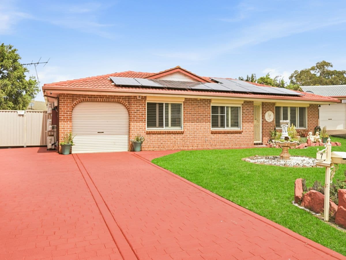 7 Teuma Place, GLENDENNING, Glendenning - Thumbnail 2