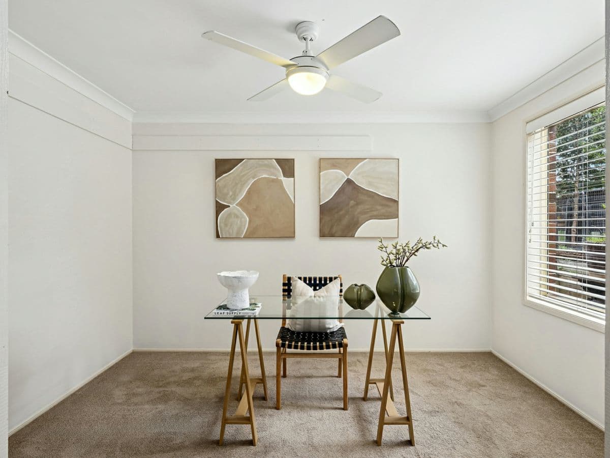 16-18 Springfield Crescent, SPRINGWOOD, Springwood - Thumbnail 6