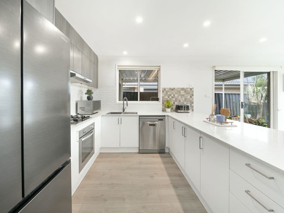 16 Caritta Court, PARKLEA, Parklea - Thumbnail 6
