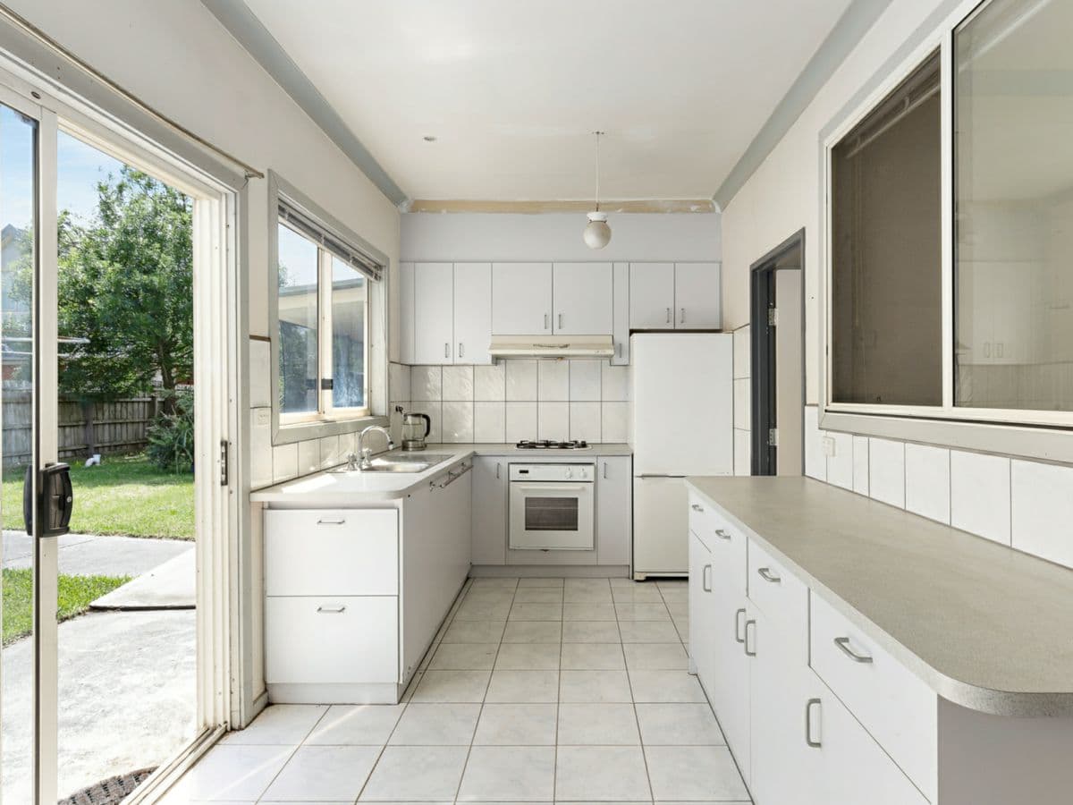 856 Blackburn Road, CLAYTON, Clayton - Thumbnail 8