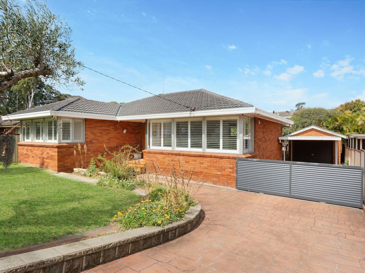8 Marden Street, GEORGES HALL, Georges Hall - Image 1