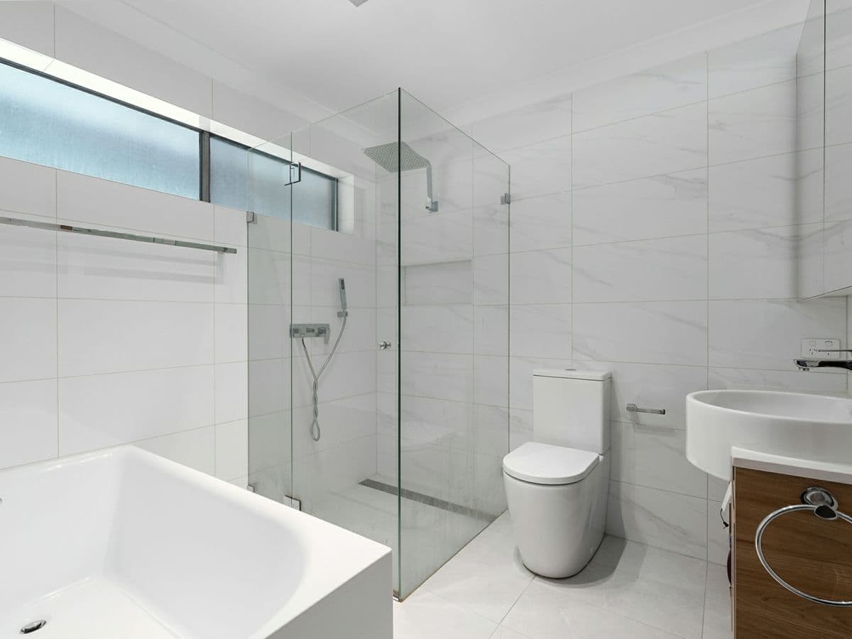 8 Marden Street, GEORGES HALL, Georges Hall - Thumbnail 5