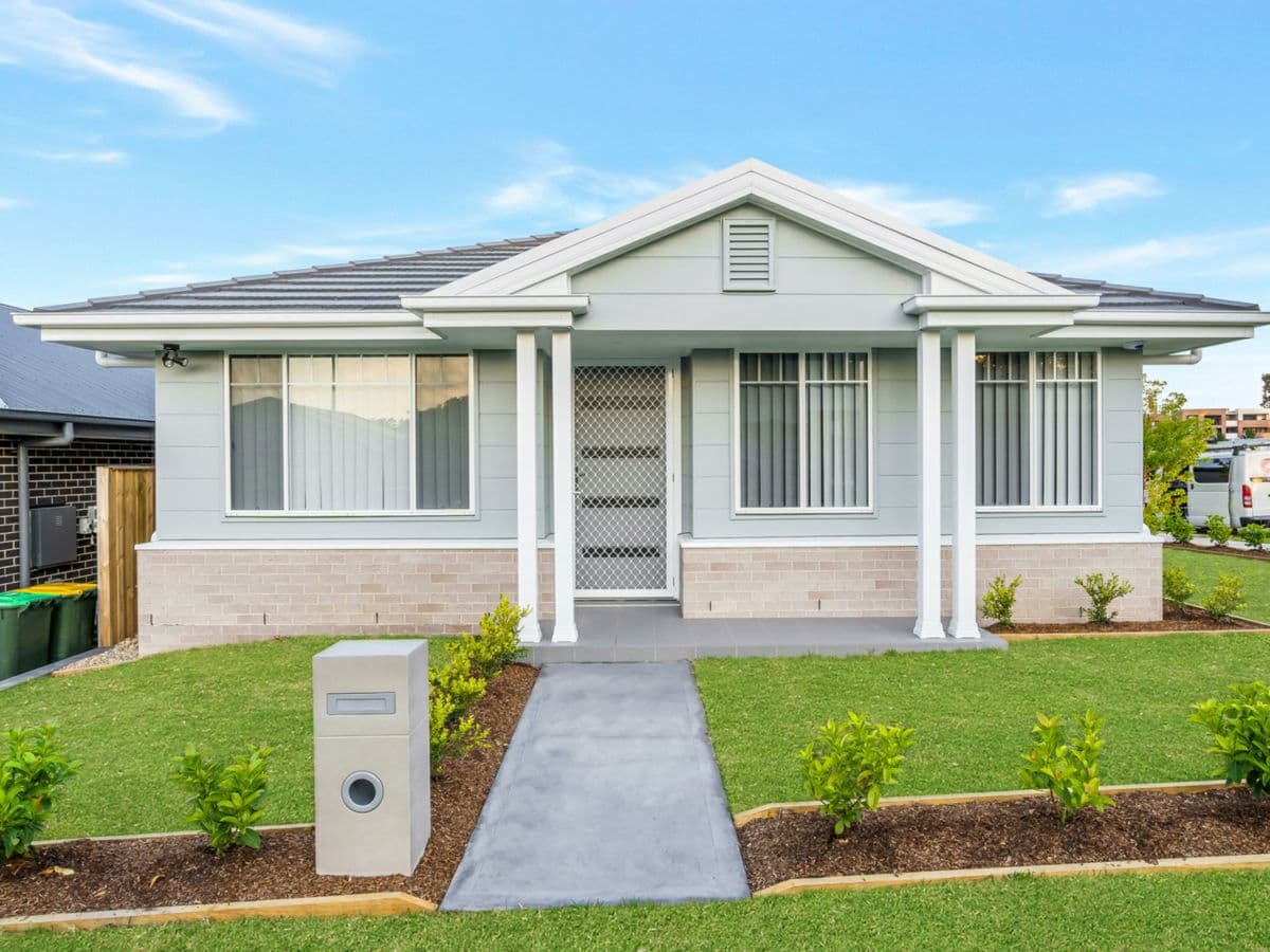 75 & 75A Brassil Avenue, CLAYMORE, Claymore - Thumbnail 2