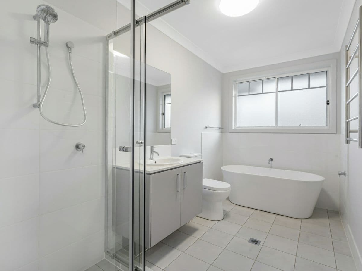 75 & 75A Brassil Avenue, CLAYMORE, Claymore - Thumbnail 8