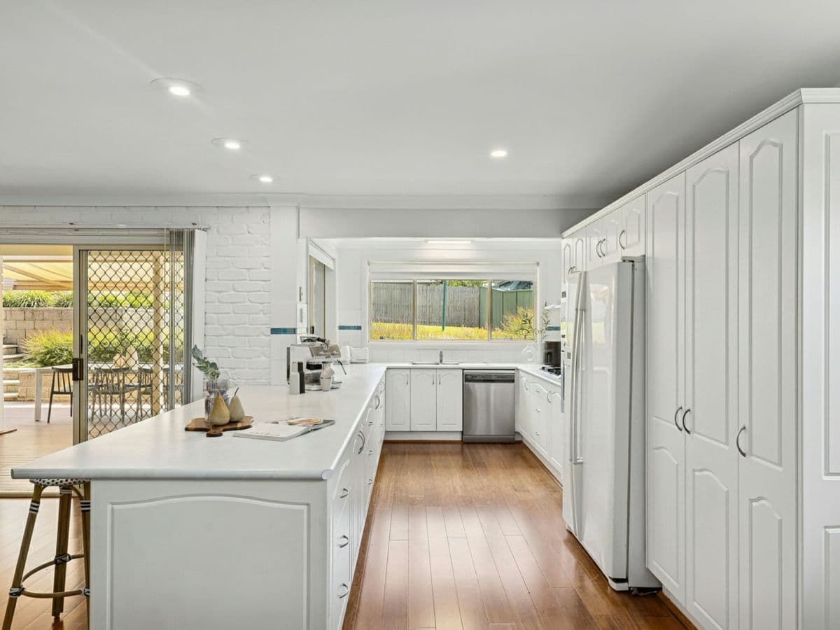 31 Washington Avenue, NIAGARA PARK, Niagara Park - Thumbnail 4