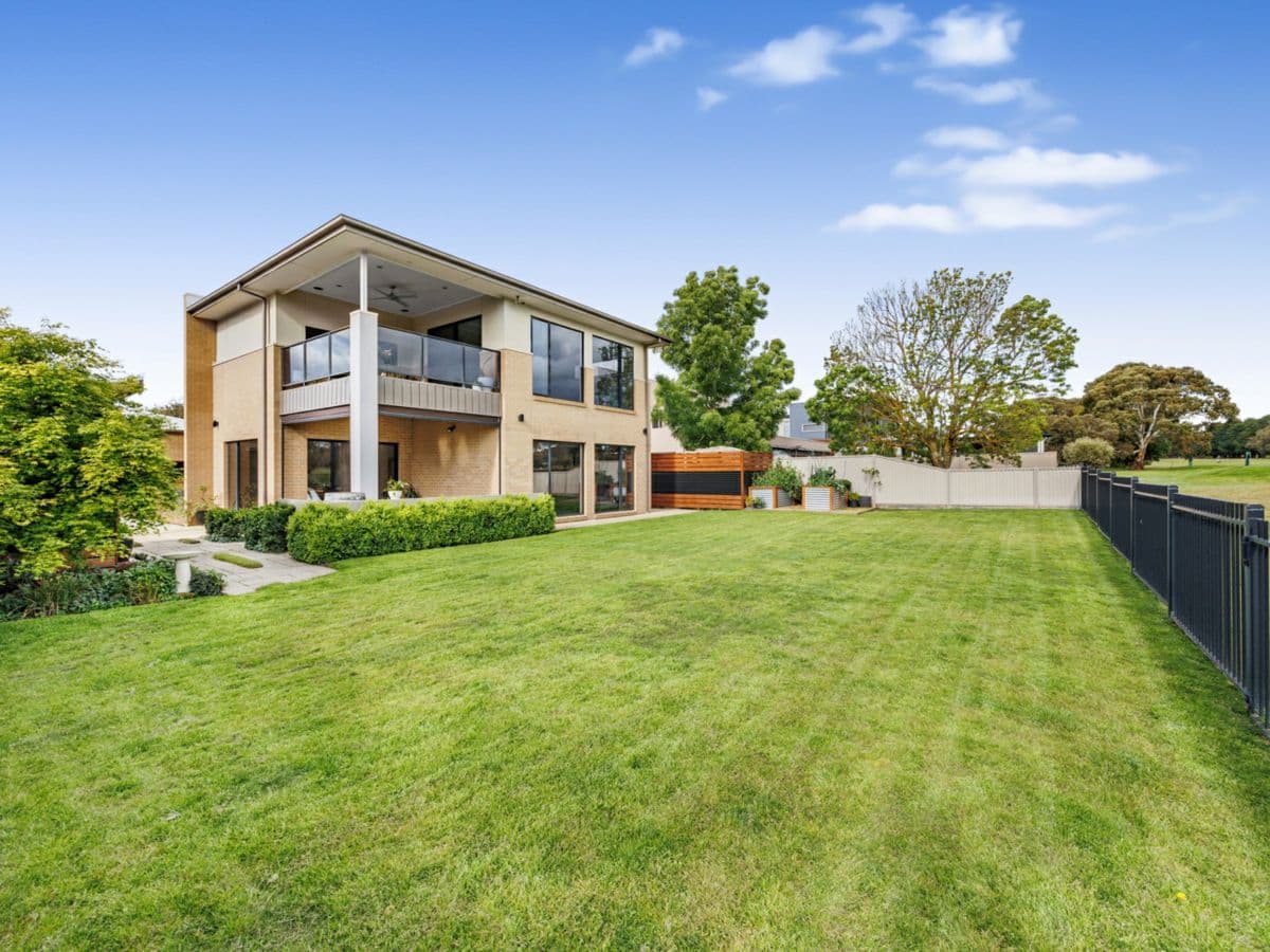 157 Bogong Avenue, INVERMAY PARK, Invermay Park - Thumbnail 2