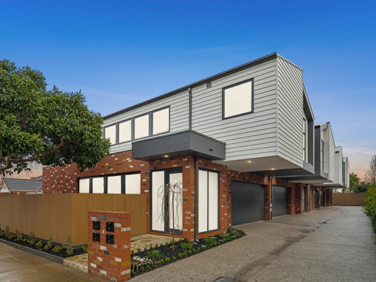 1/39 Marshall Street, NEWTOWN, Newtown - Image 1