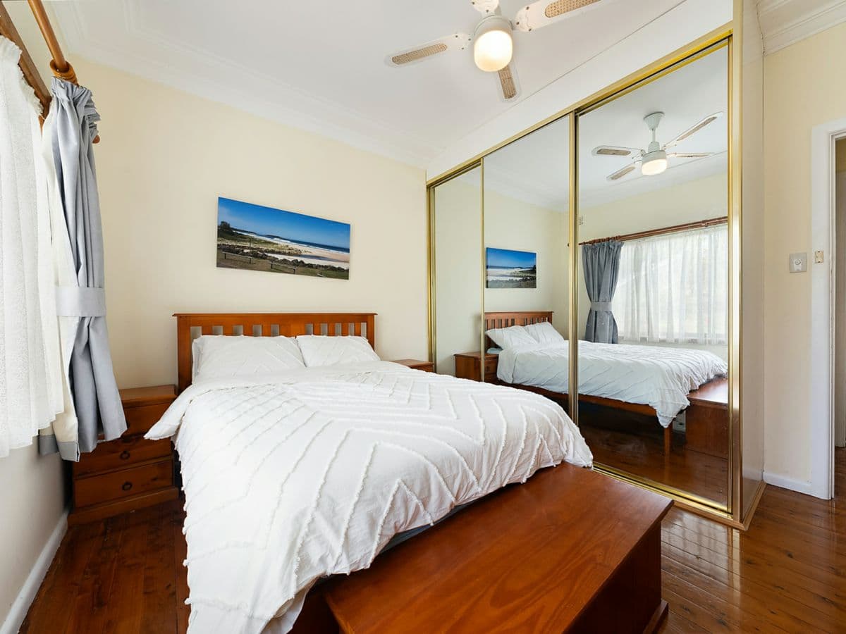 21 Sandakan Road, REVESBY HEIGHTS, Revesby Heights - Thumbnail 5