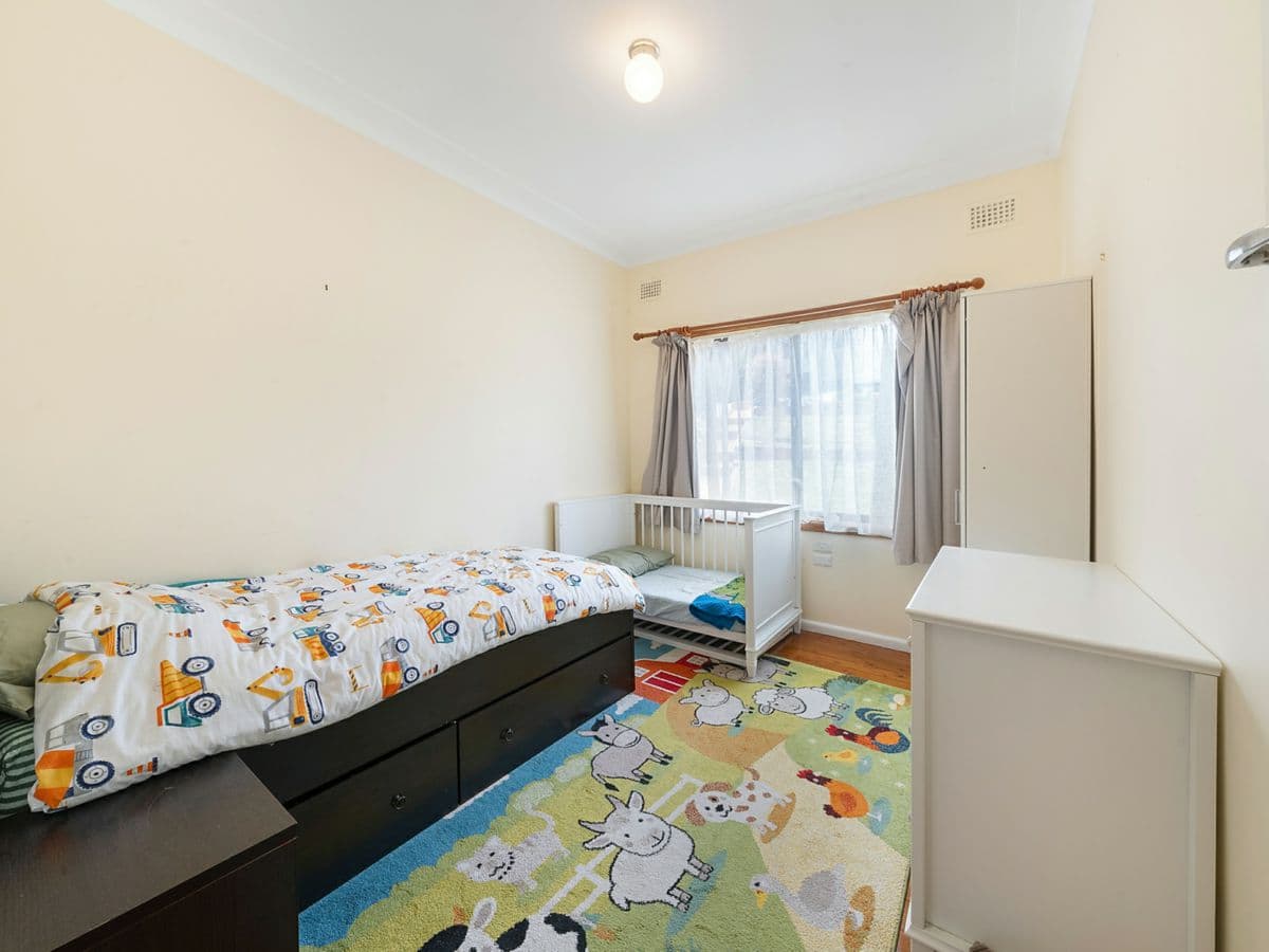 21 Sandakan Road, REVESBY HEIGHTS, Revesby Heights - Thumbnail 6