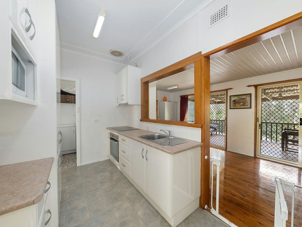 21 Sandakan Road, REVESBY HEIGHTS, Revesby Heights - Thumbnail 8