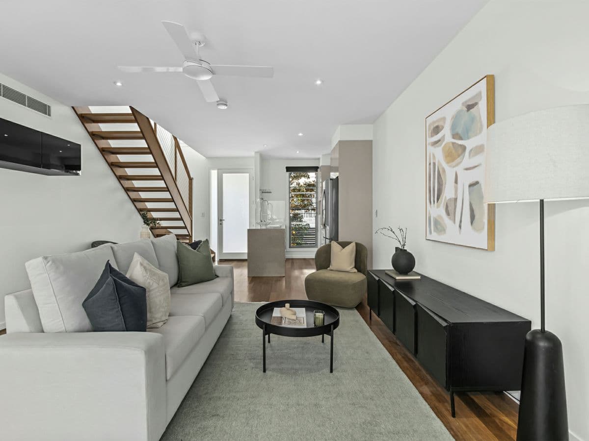 2/42 Jamieson Street, BULIMBA, Bulimba - Thumbnail 4