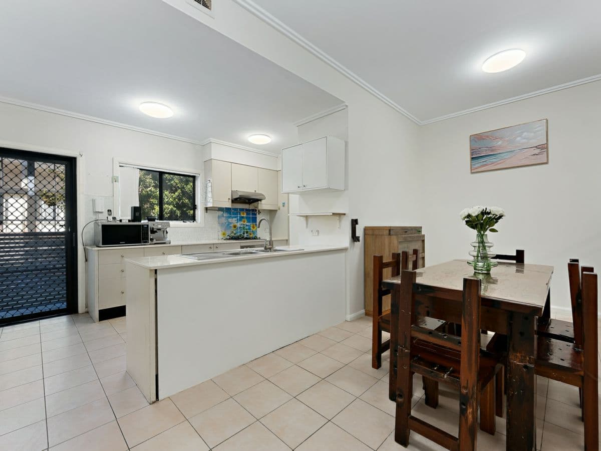 9/2 Charles Street, CARLINGFORD, Carlingford - Thumbnail 3
