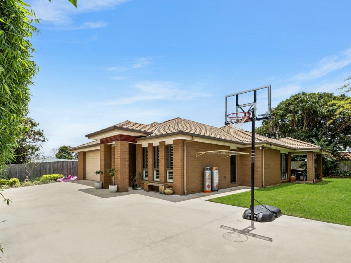 35 Haig Street, WYNNUM WEST, Wynnum West - Thumbnail 2