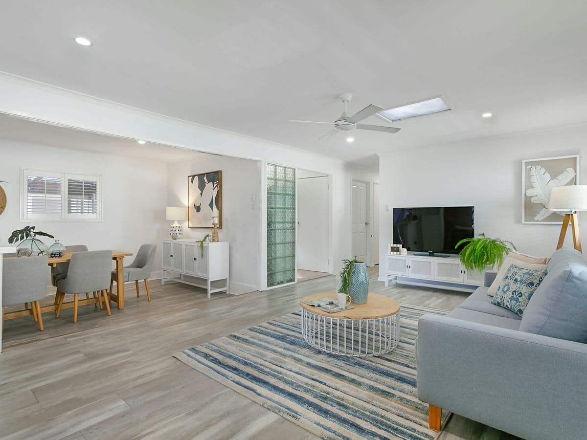 19 Waikiki Avenue, PALM BEACH, Palm Beach - Thumbnail 2