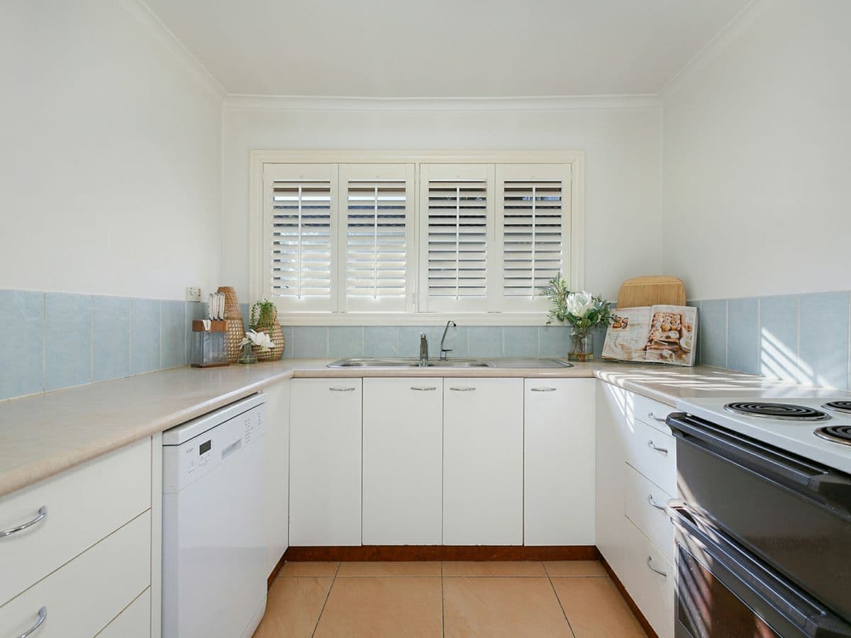19 Waikiki Avenue, PALM BEACH, Palm Beach - Thumbnail 3